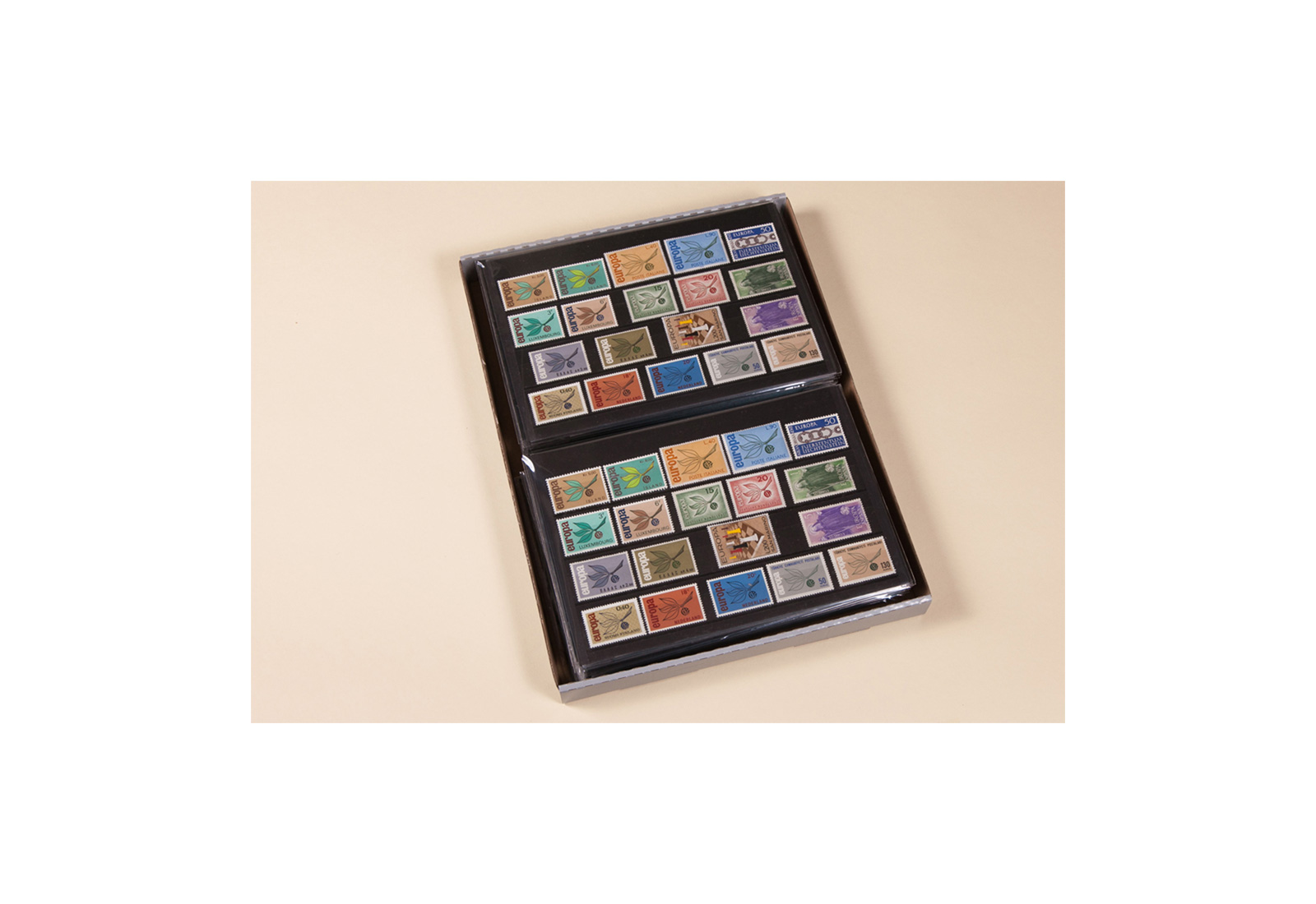 Briefmarken CEPT 15 Ausgaben aus 1965 postfrisch per 20 Stück